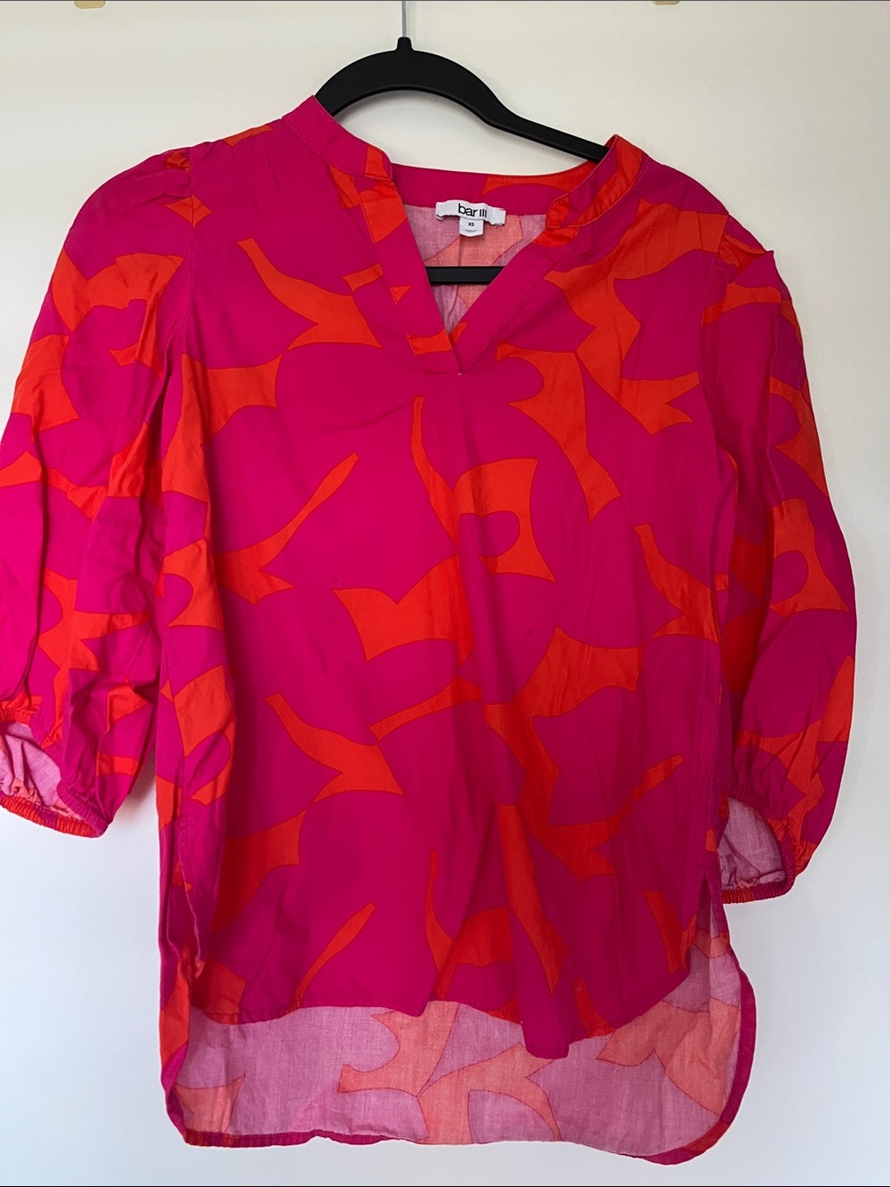 Bar III Hot Pink & Orange Abstract V-Neck Blouse